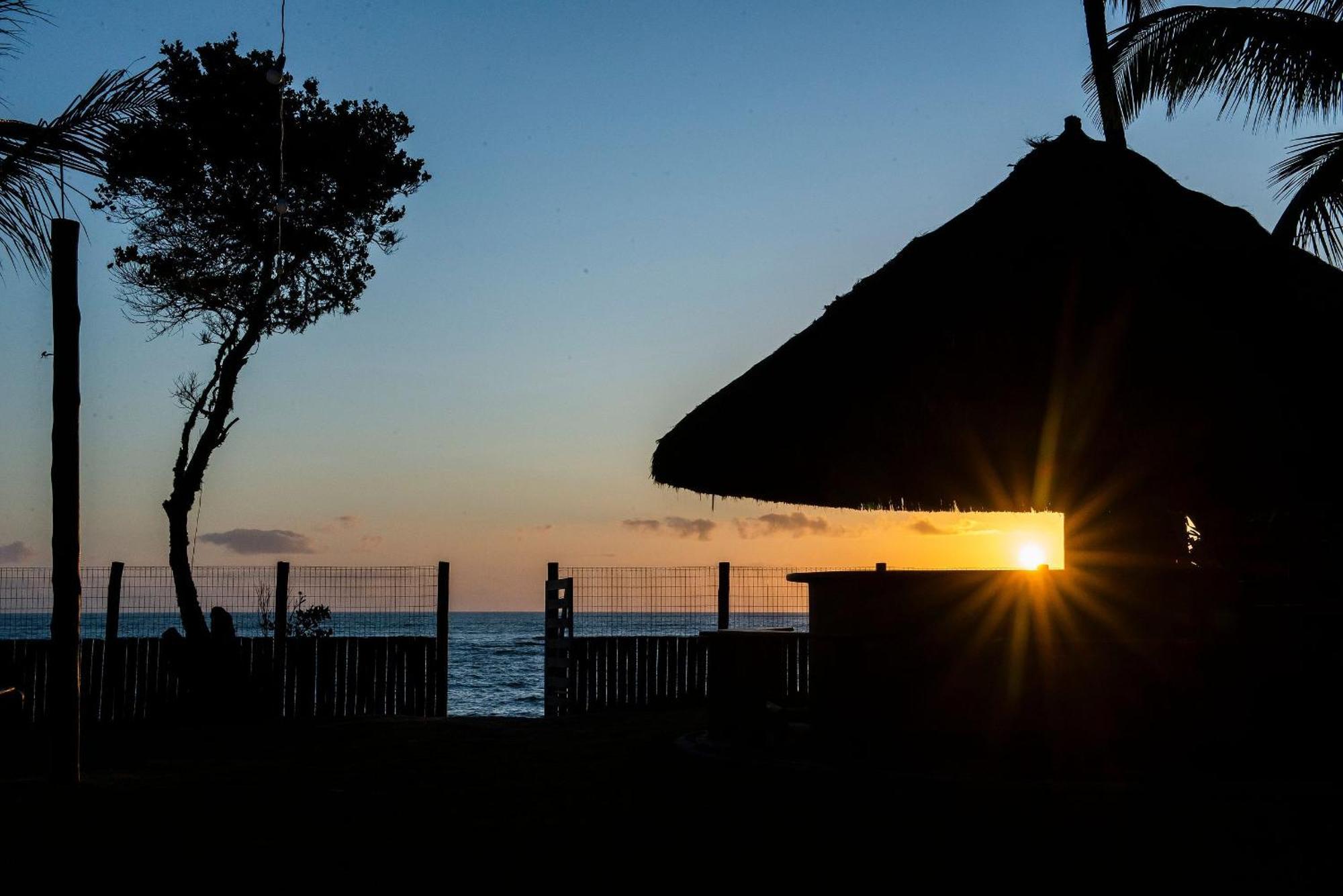 Casa De Frente Para A Praia - Arraial D' Ajuda ポルトセグロ エクステリア 写真